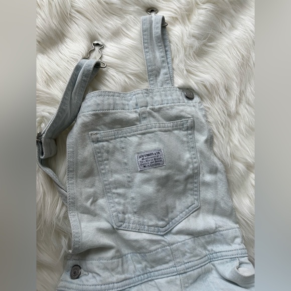 The Women's Home Sweet Home Carpenter Overalls from levis - Picture 4 of 5
